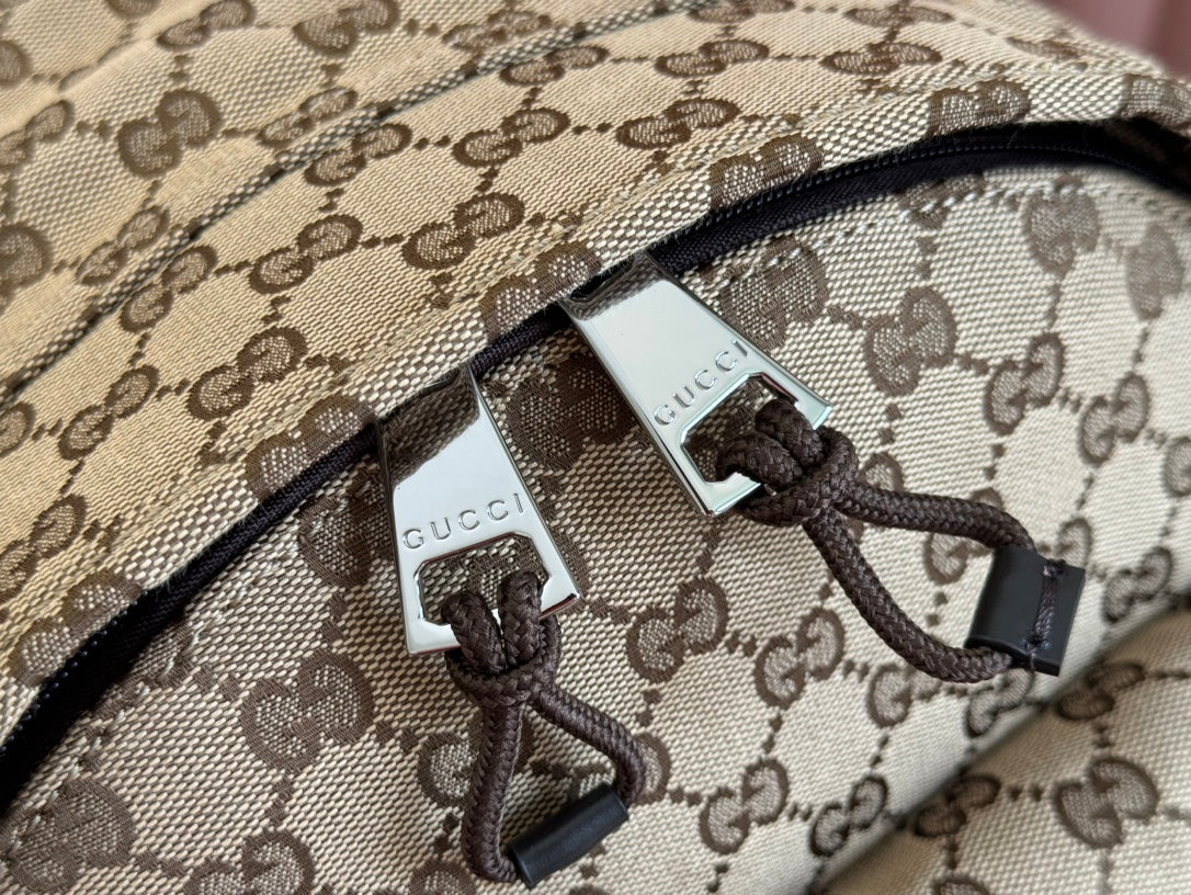 Gucci Medium Backpack 40 in Bege and Ebony Canvas