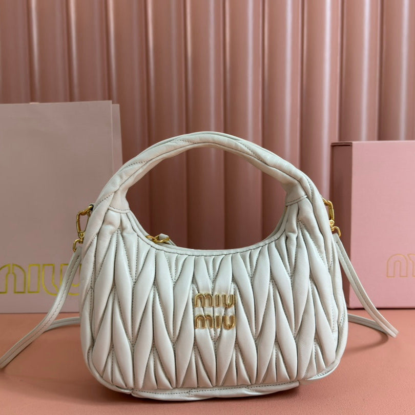 Wander Matelassé Handbag 23 in White Lambskin