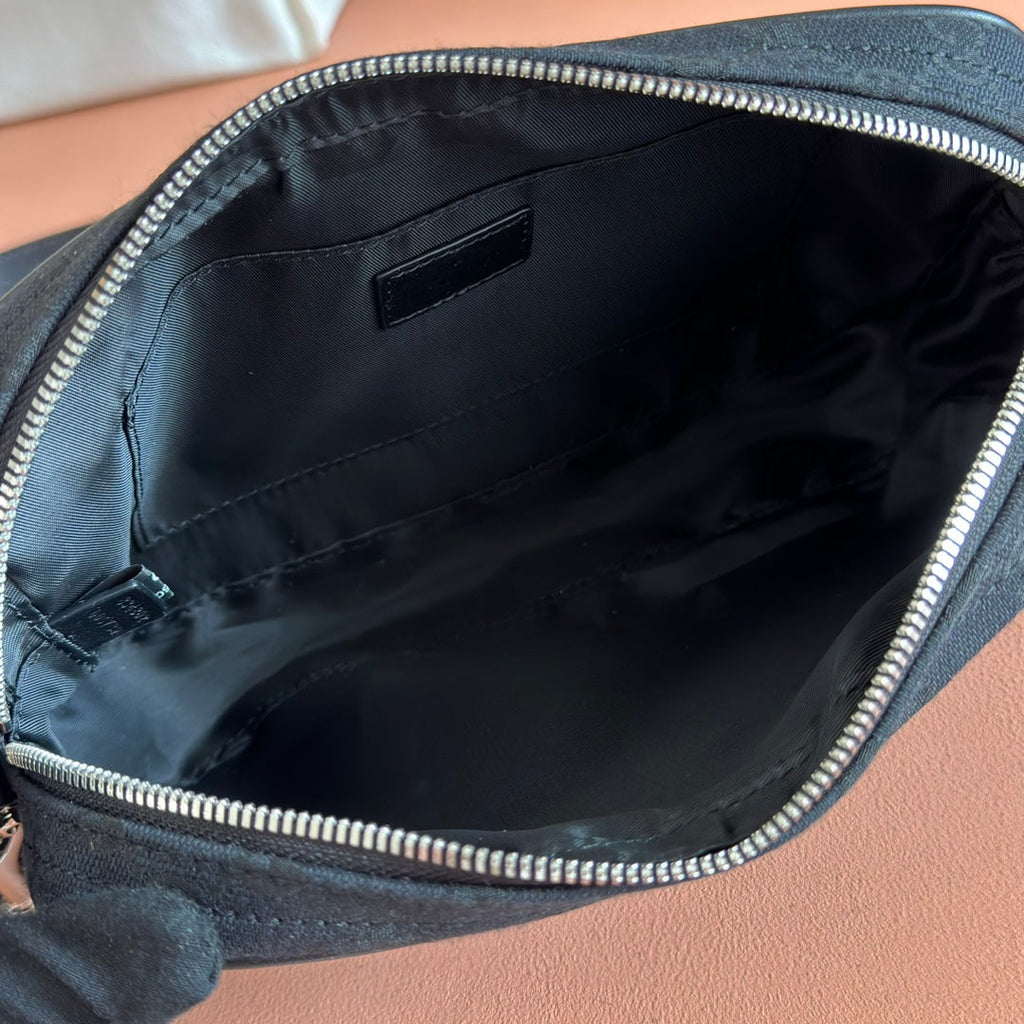 Gucci Small Crossbody Bag 23.5 in Black Canvas