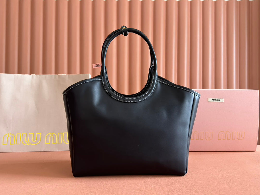 Large Hobo 28 Tote in Black Calfskin