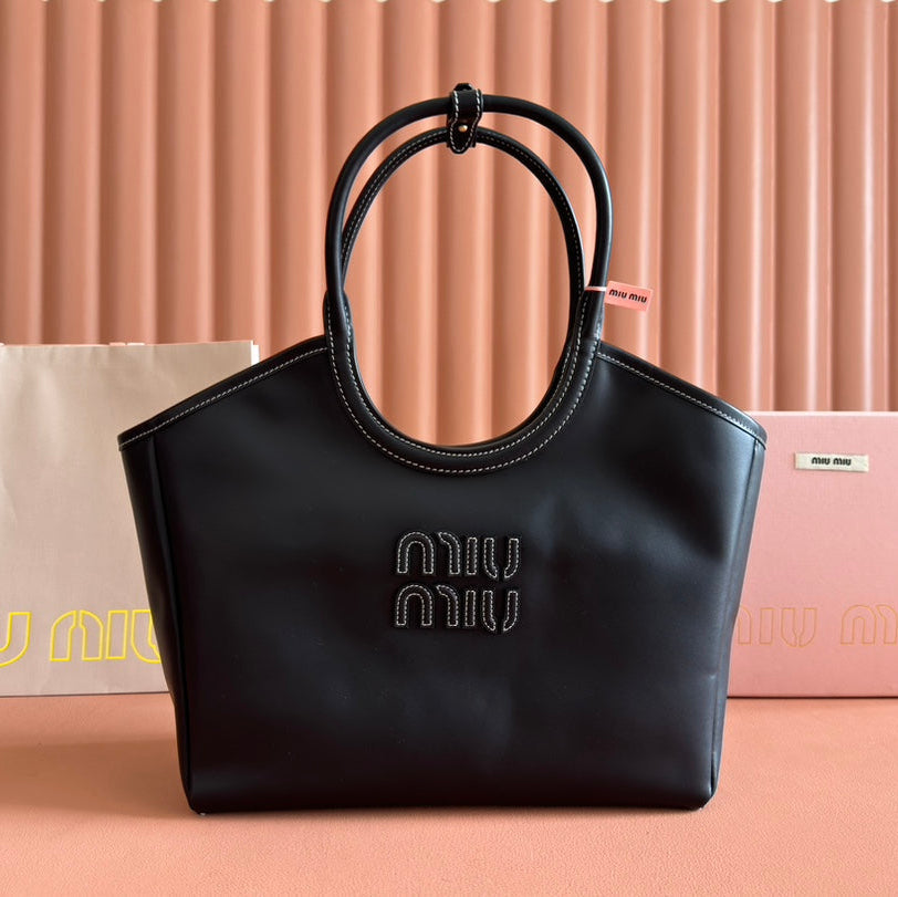 Large Hobo 28 Tote in Black Calfskin