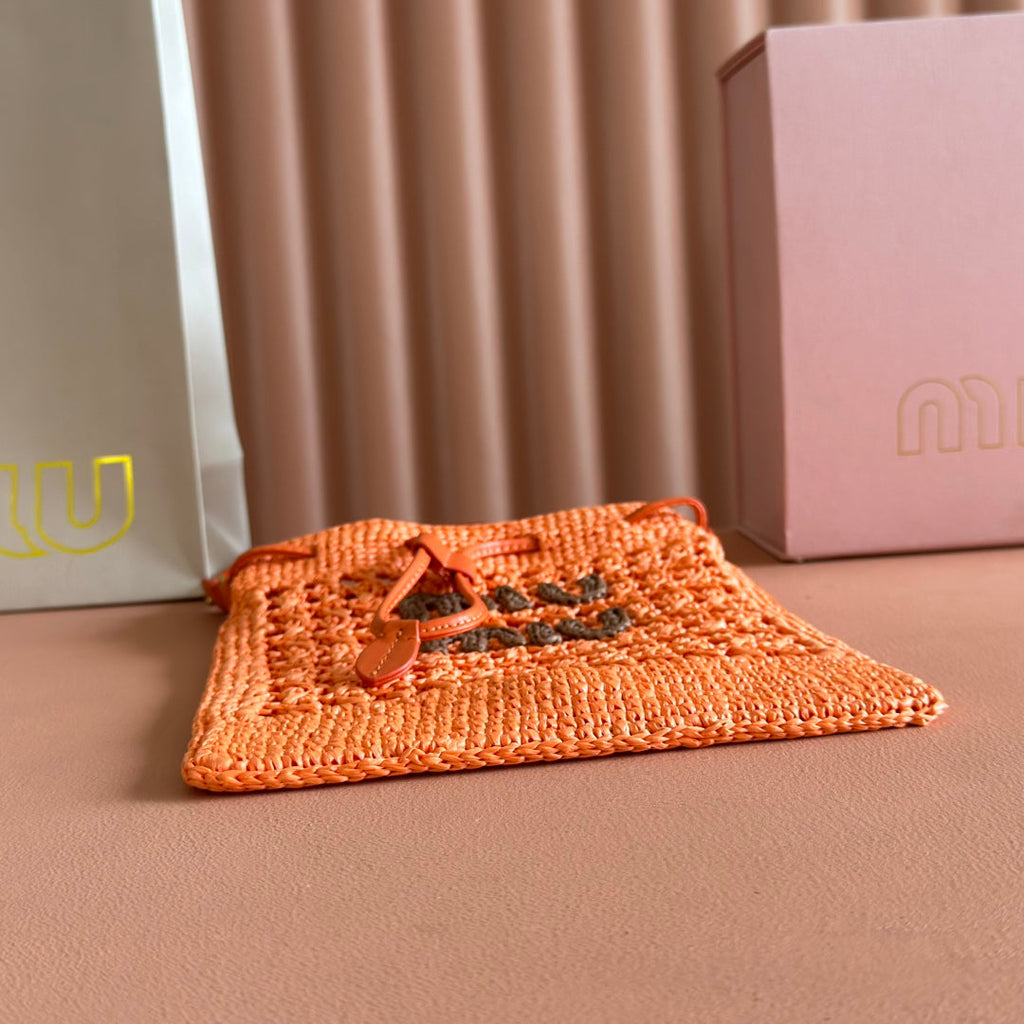 Miu Miu 26S Wander Bucket Bag 23 in Orange Raffia with Leather Trim