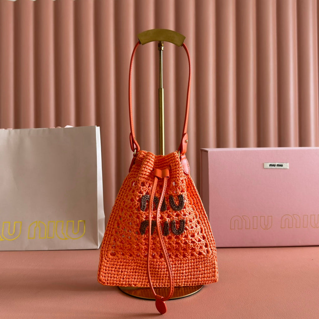 Miu Miu 26S Wander Bucket Bag 23 in Orange Raffia with Leather Trim