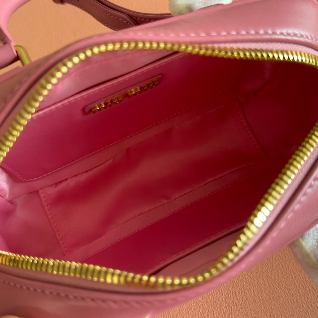 Miu Miu 26S Arcadie Matelasse Bag 19 in Dusty Rose Pink Calfskin Gold Hardware
