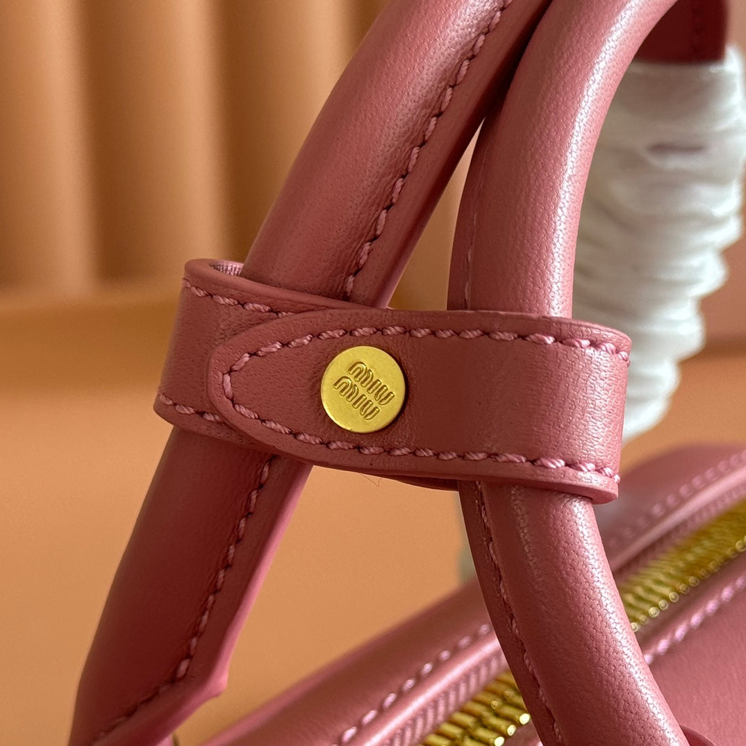 Miu Miu 26S Arcadie Matelasse Bag 19 in Dusty Rose Pink Calfskin Gold Hardware