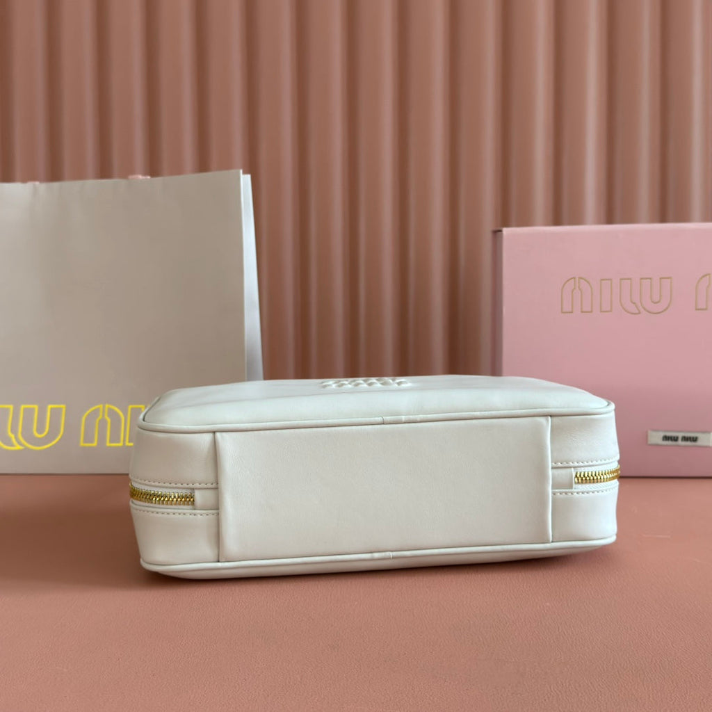 Miu Miu 26S Beau Top Handle Bag 29 in White Calfskin Gold Hardware