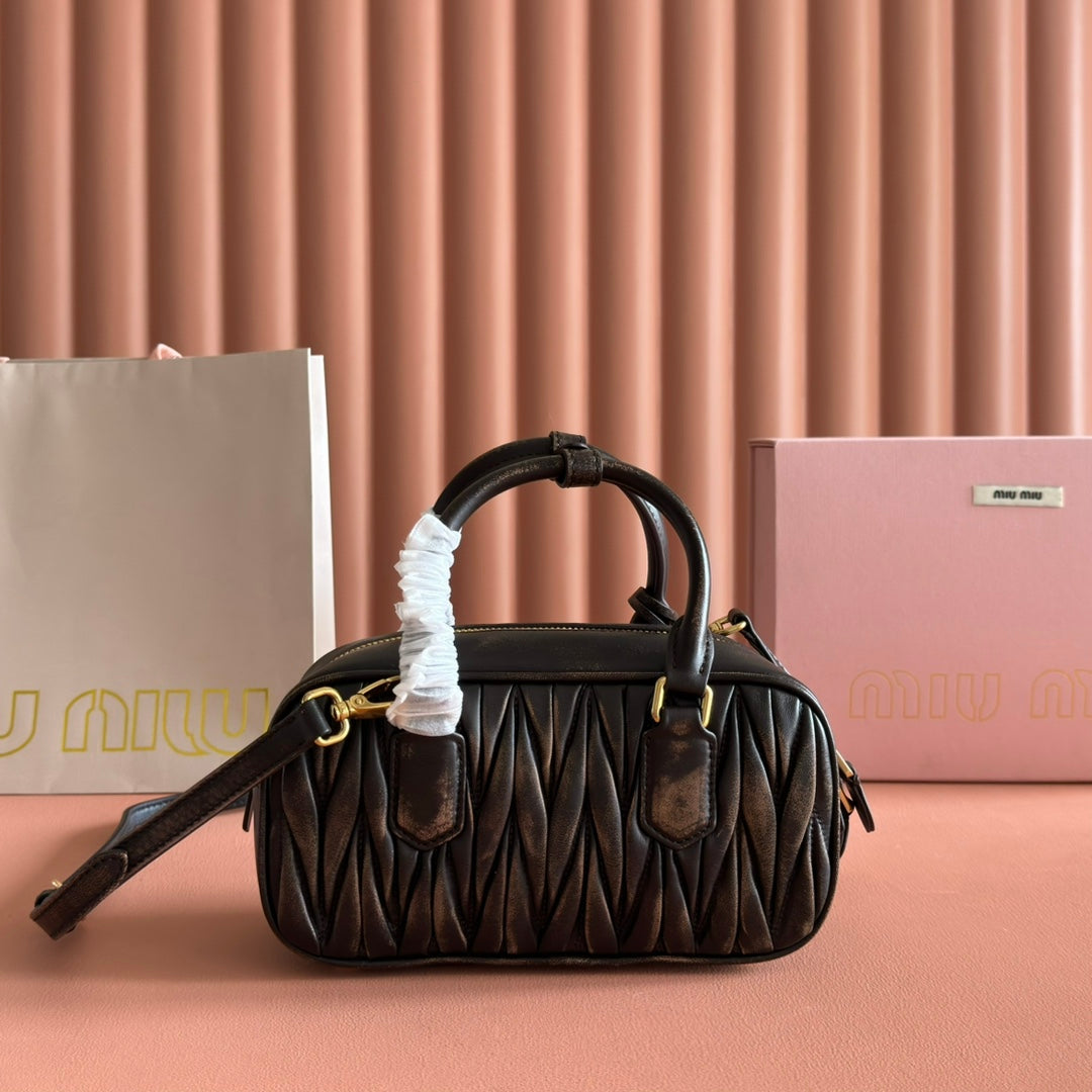 Miu Miu 26S Arcadie Matelasse Bag 22 in Black Calfskin Gold Hardware