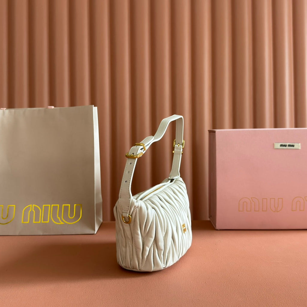 Miu Miu 26S Pouch Bag 15 in White Calfskin Gold Hardware