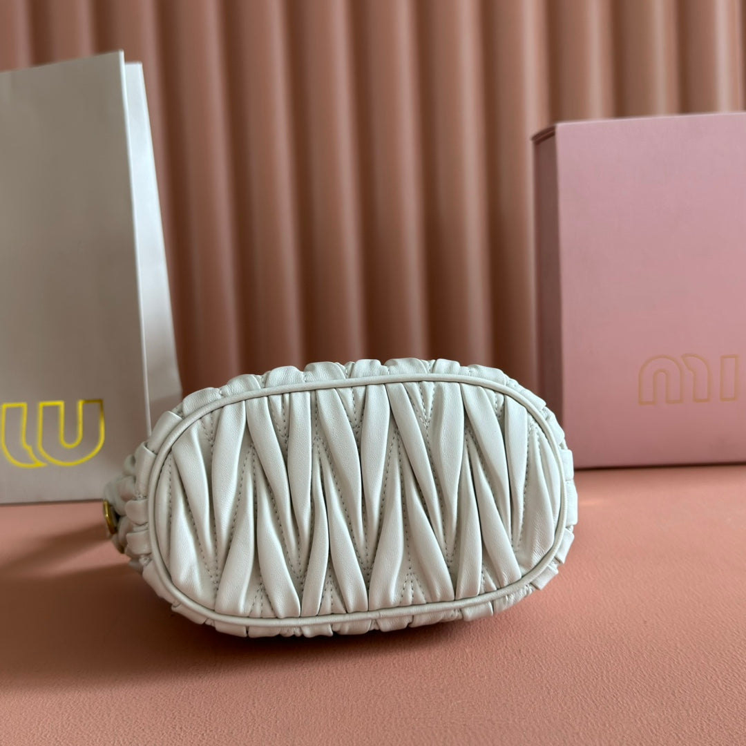 Miu Miu 26S Pouch Bag 15 in White Calfskin Gold Hardware