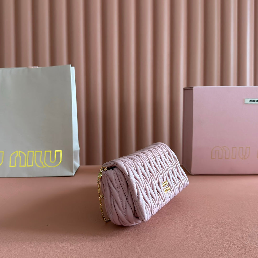 Miu Miu 26S Matelasse Mini Bag 18 in Pink Calfskin Gold Hardware