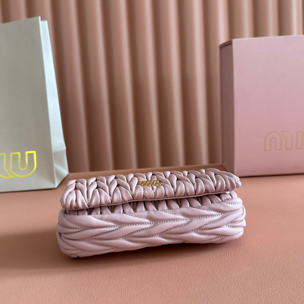 Miu Miu 26S Matelasse Mini Bag 18 in Pink Calfskin Gold Hardware