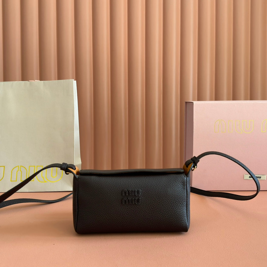 Miu Miu 26S Pouch Bag 18 in Black Calfskin Gold Hardware