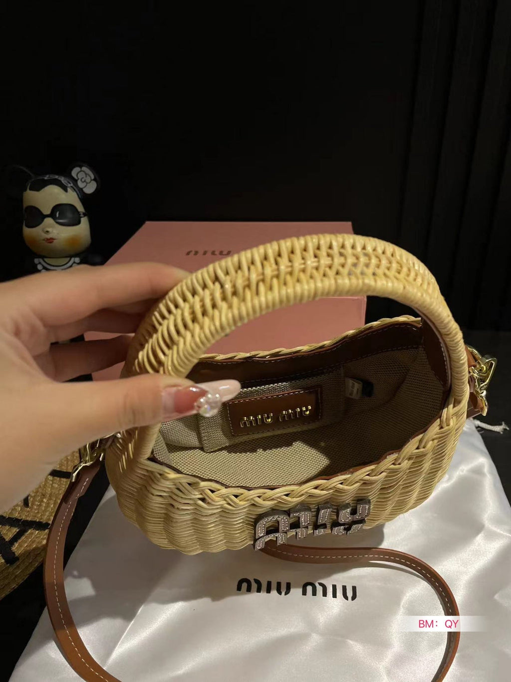 Wander 25 Wicker Bag in Tan/Caramel Rattan