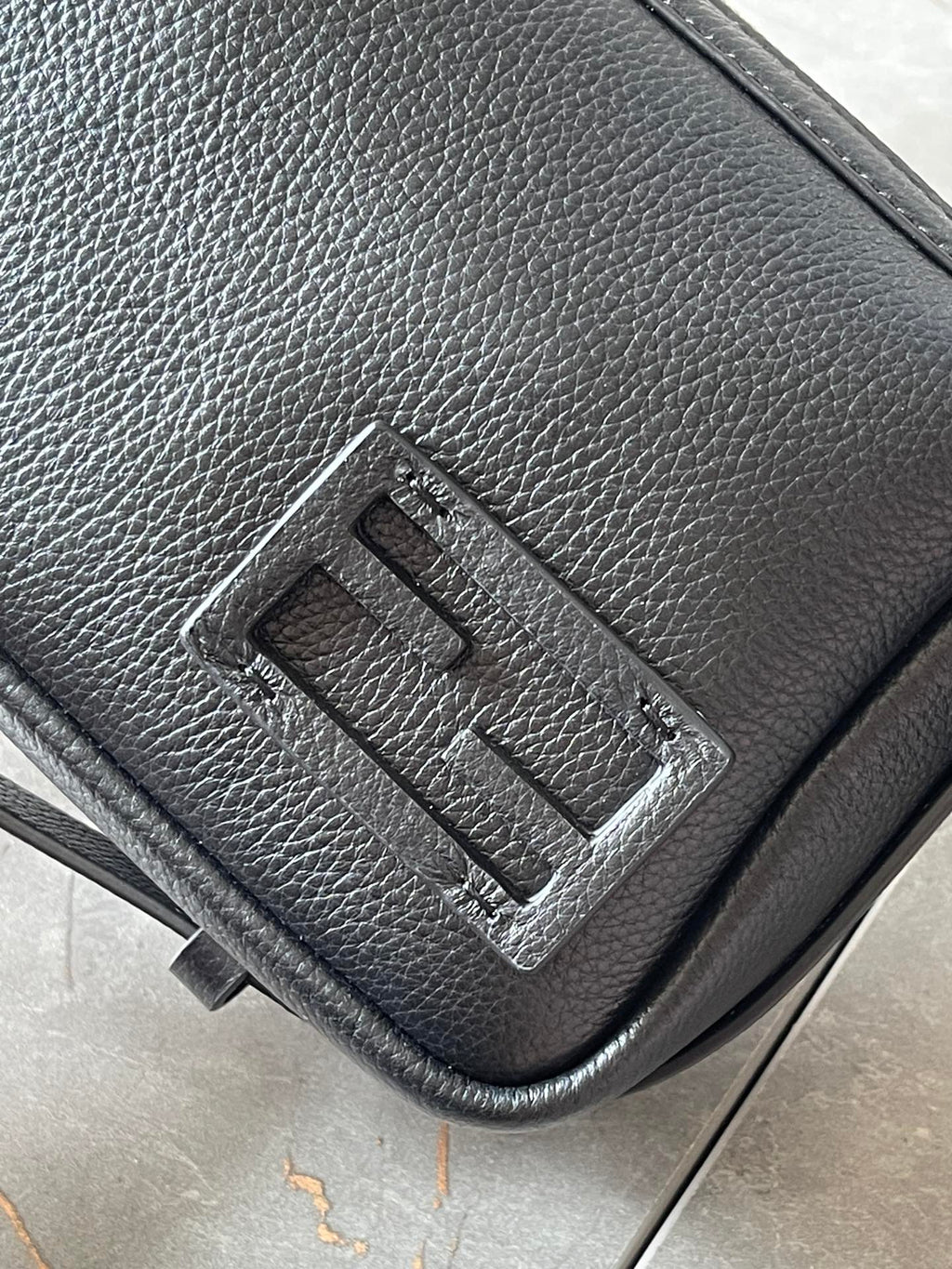 Fendi Simply Mini 22 in Black Grained Calfskin Bag