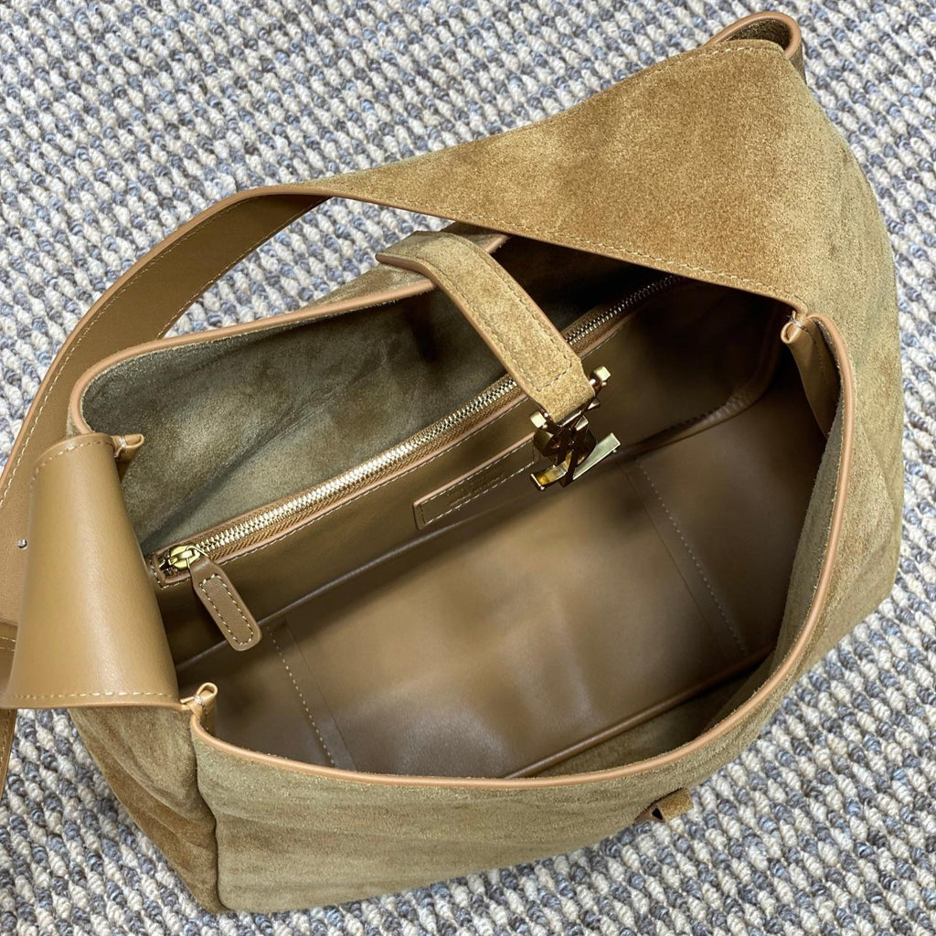 Saint Laurent Le 5 À 7 Supple Bag 31 in Peanut Brown Suede