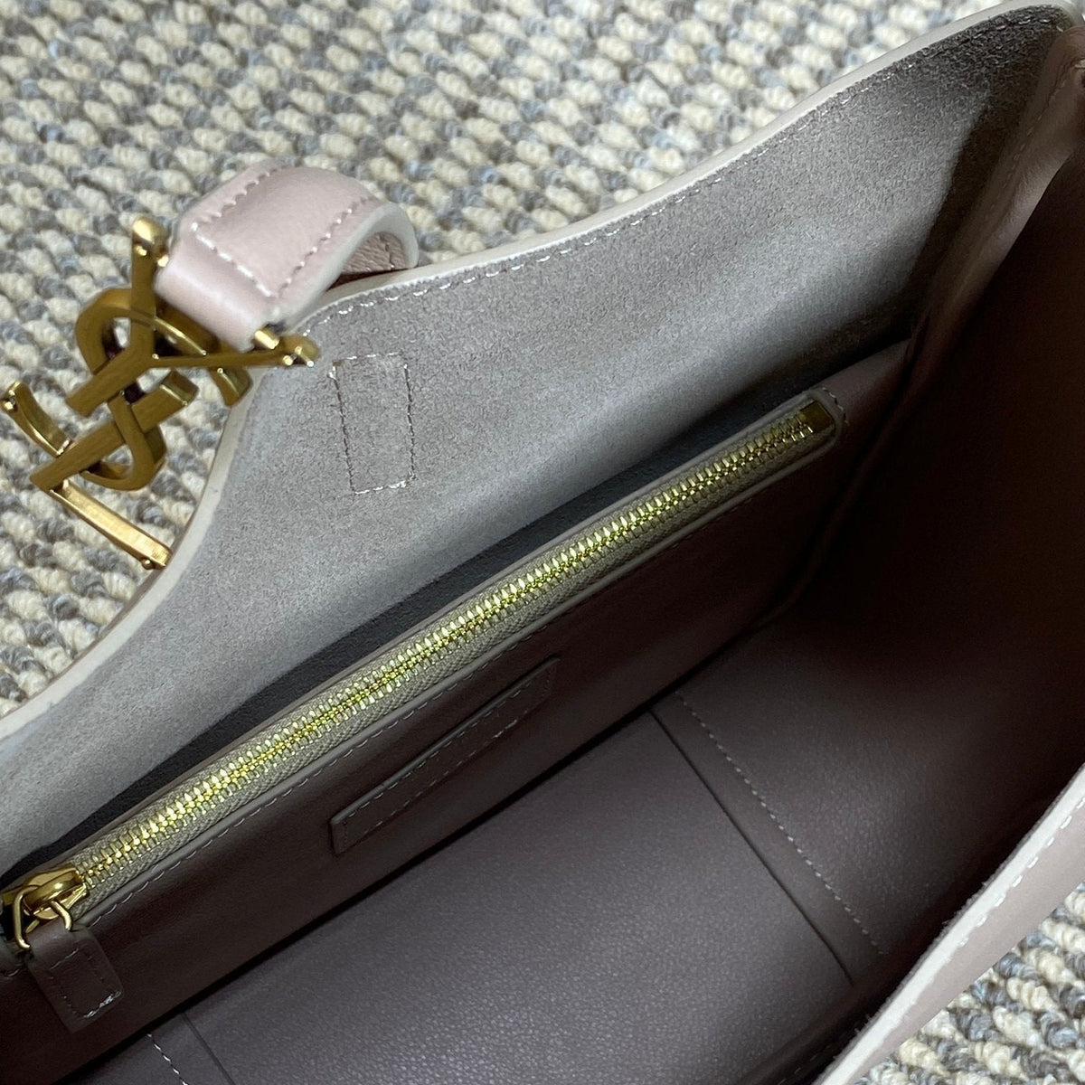 Saint Laurent Le 5 À 7 Small Supple 22 in Babby Pink Calfskin Gold Buckle Bag