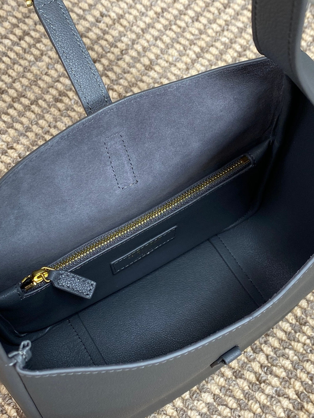 Saint Laurent Le 5 À 7 Small Supple 22 in Nepal Blue Calfskin Gold Buckle Bag