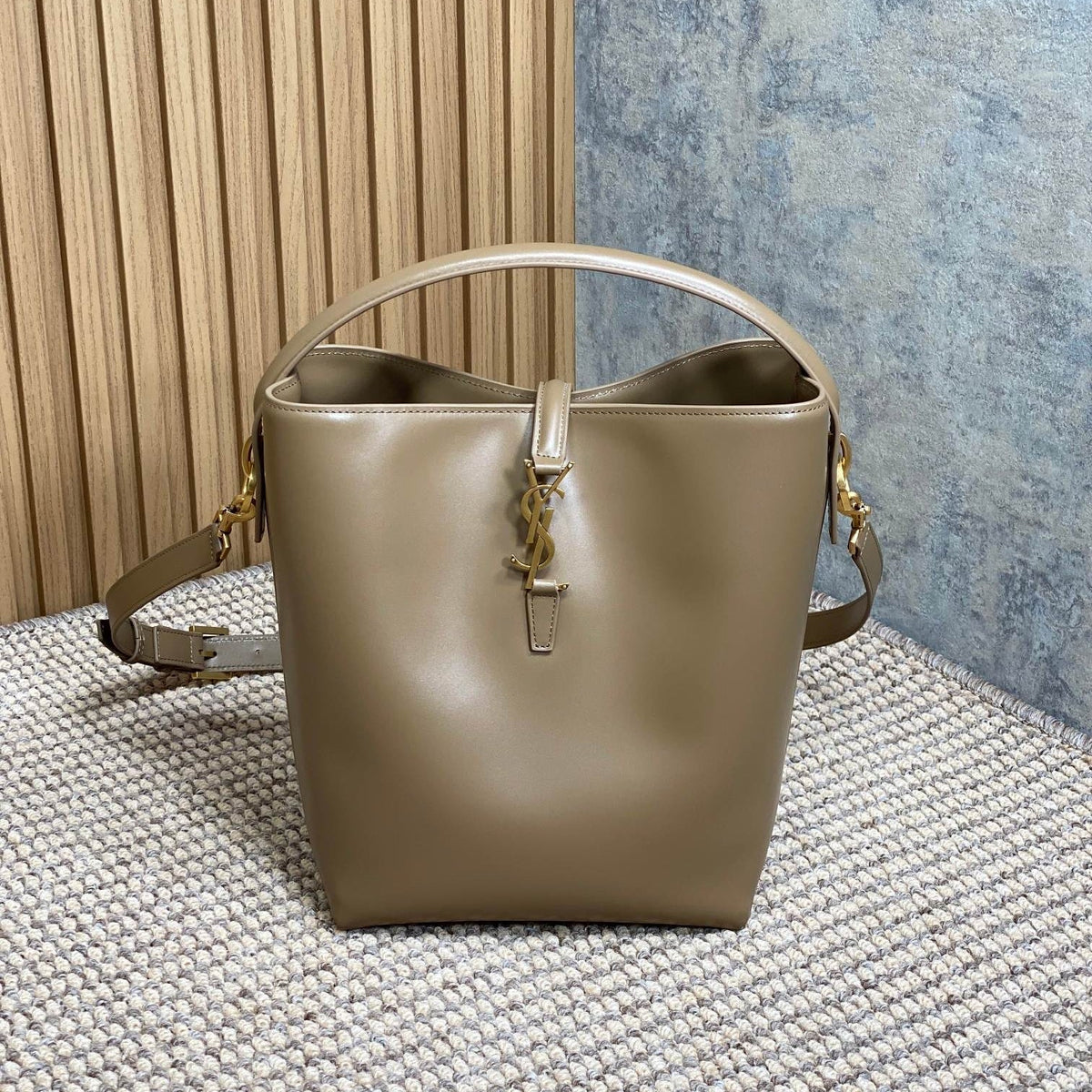 Saint Laurent Le 37 Medium Bucket Bag 25 in Cedar Brown Calfskin Gold Hardware