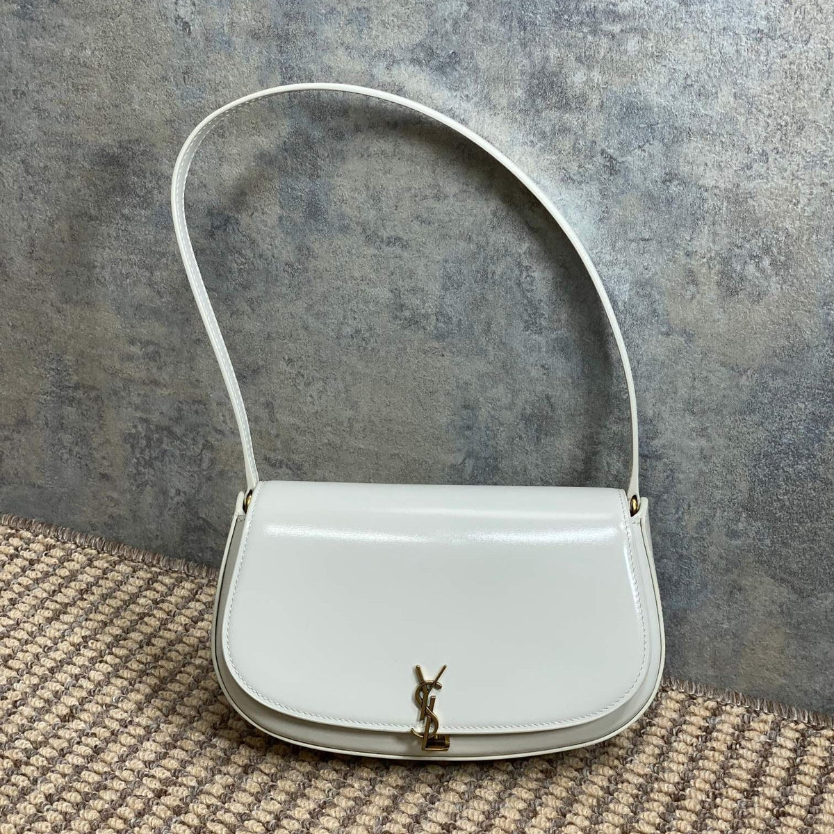 Saint Laurent Voltaire in Box Shoulder Bag 21 in White Calfskin Gold Metallic