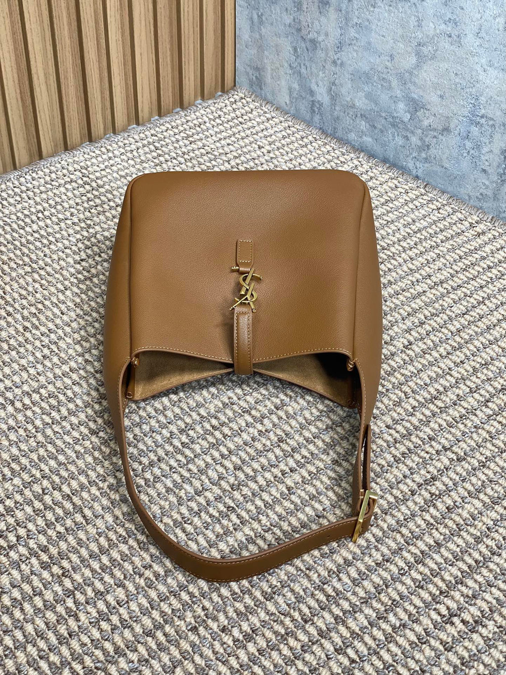 Saint Laurent Le 5 À 7 Small Supple 22 in Tortilla Brown Calfskin Gold Buckle Bag