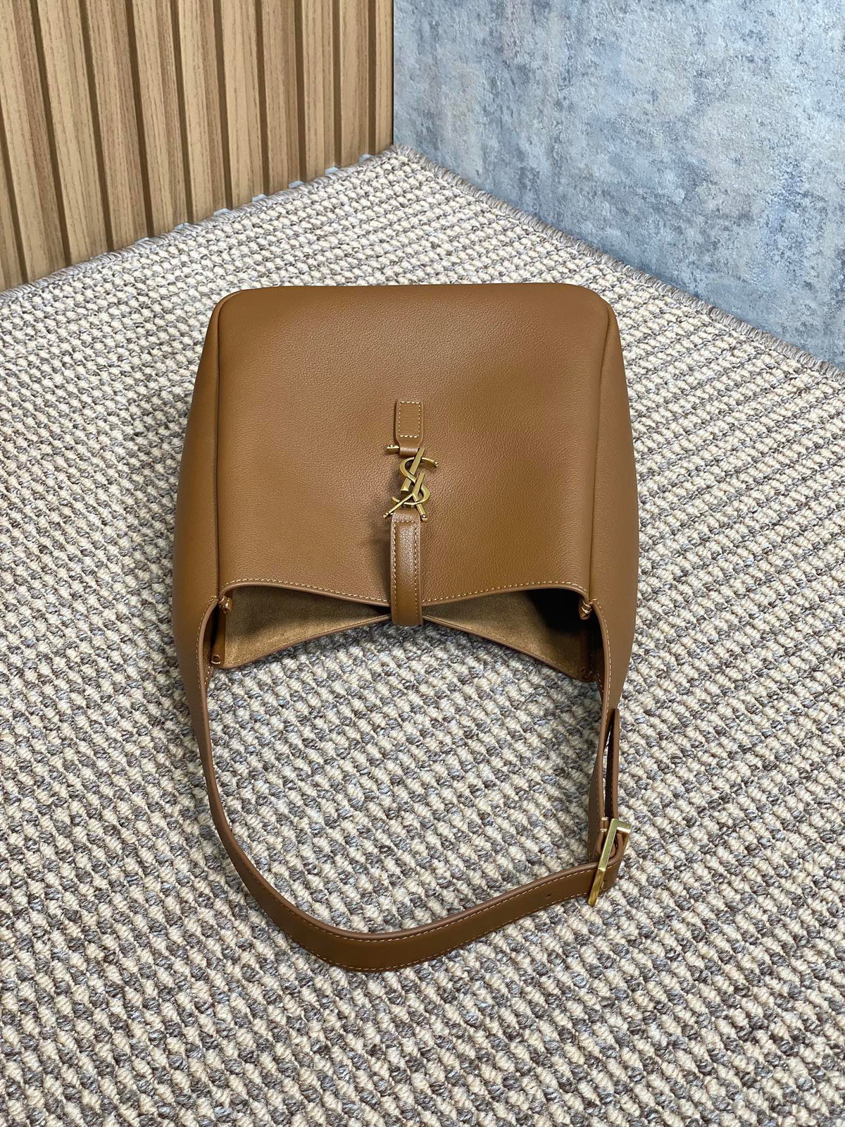 Saint Laurent Le 5 À 7 Small Supple 22 in Tortilla Brown Calfskin Gold Buckle Bag