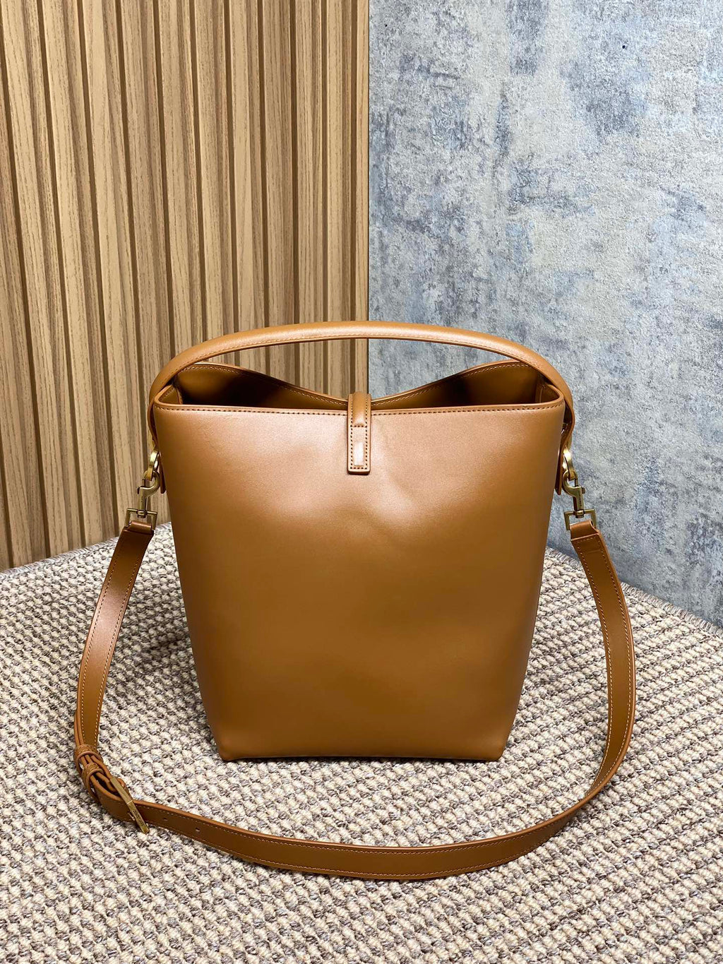 Saint Laurent Le 37 Medium Bucket Bag 25 in Tortilla Brown Calfskin Gold Hardware