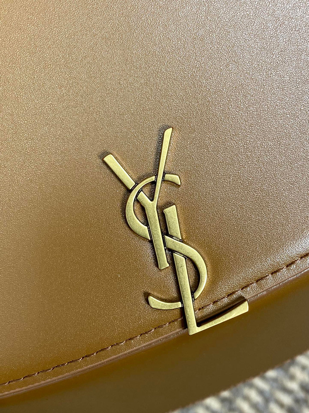 Saint Laurent Voltaire Top Handle in Box 21 in Tawny Brown Calfskin Gold Hardware Bag