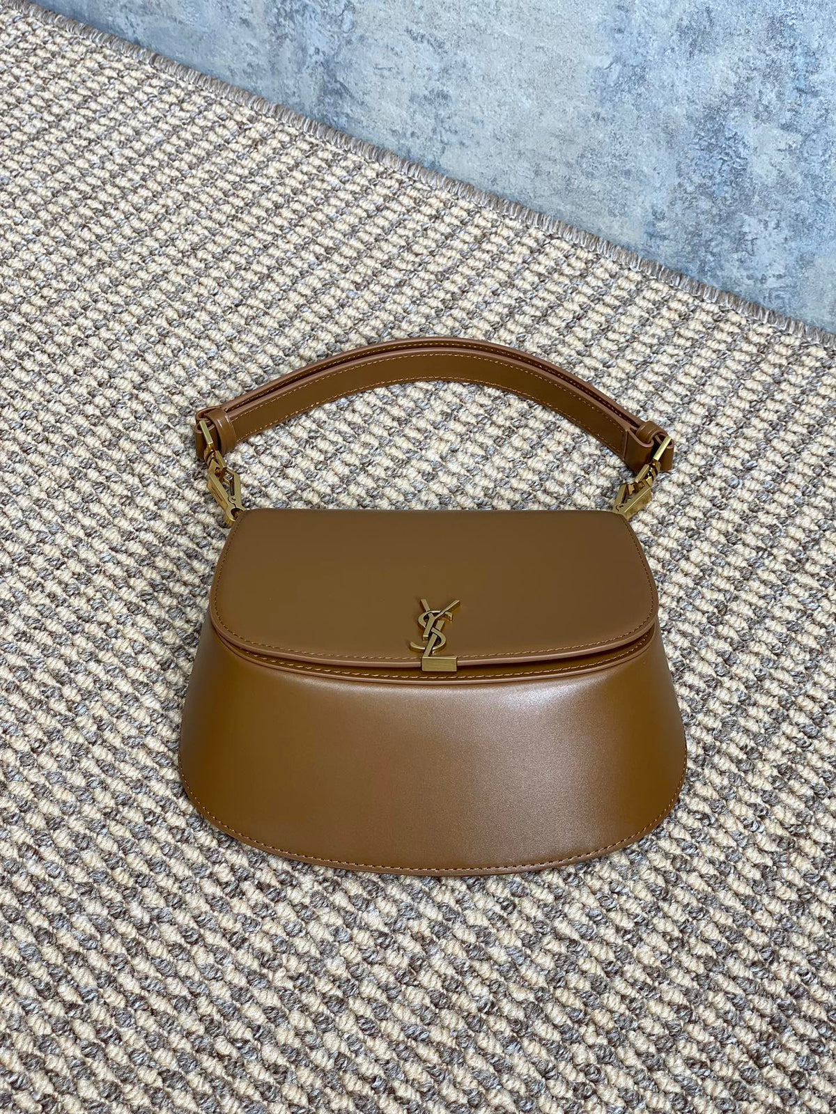 Saint Laurent Voltaire Top Handle in Box 21 in Tawny Brown Calfskin Gold Hardware Bag