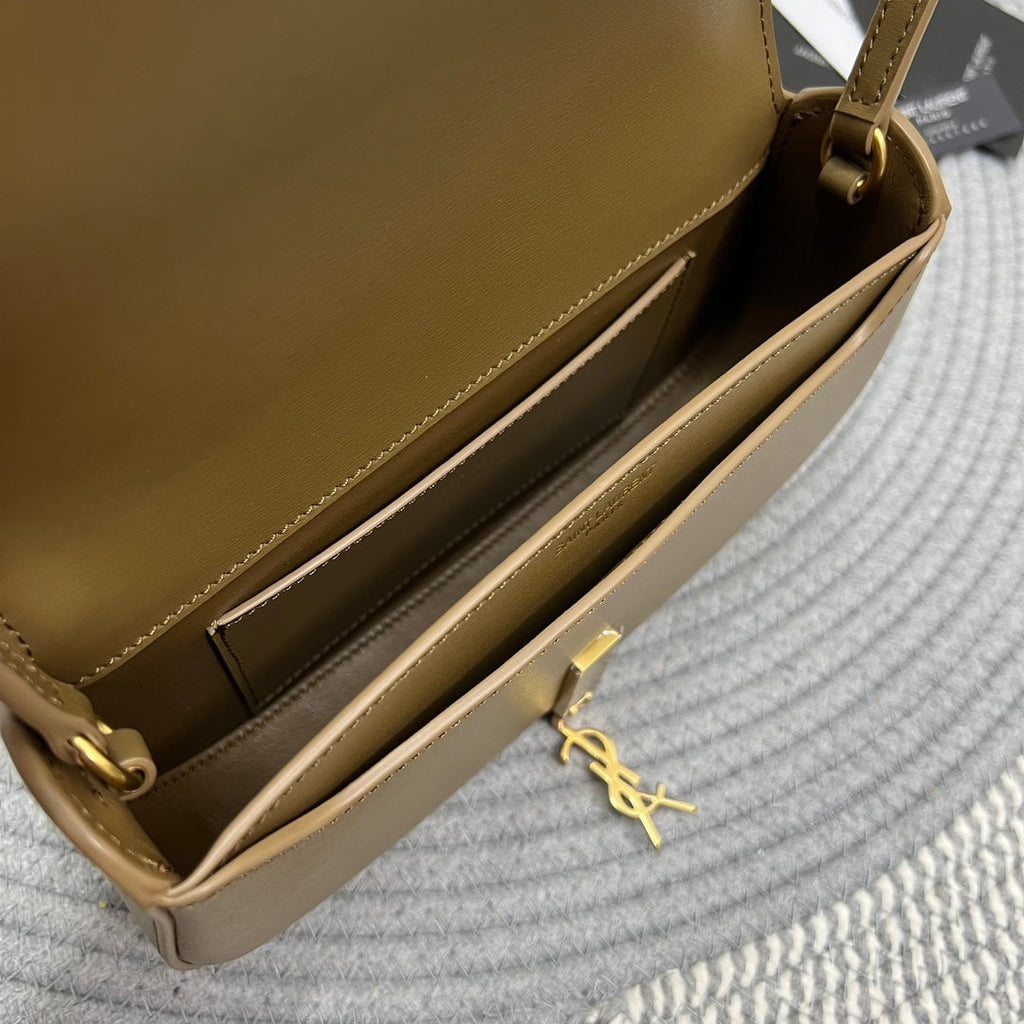 Saint Laurent Voltaire in Box 21 in Caramel Brown Calfskin Gold Logo Bag