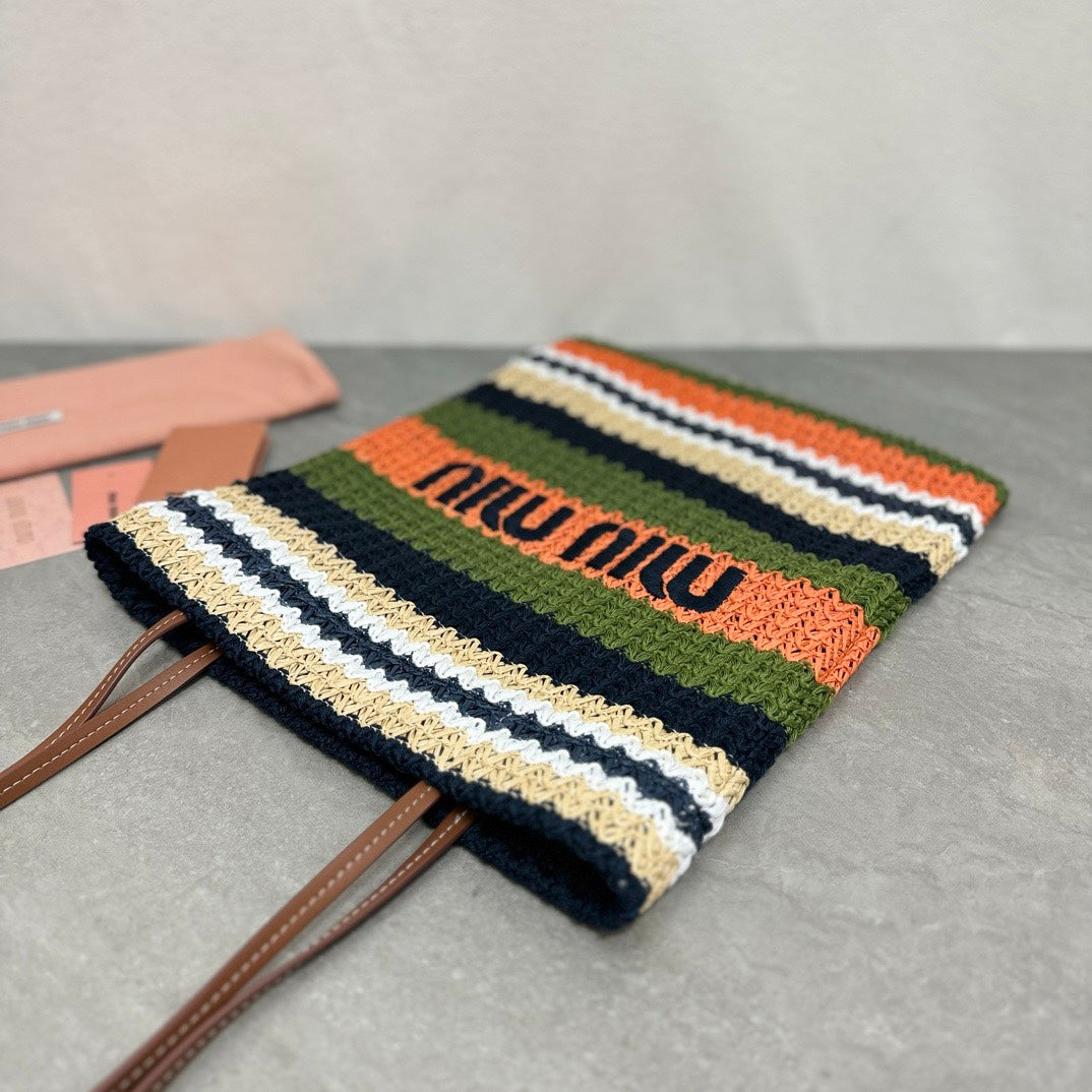 Tote Bag 38 in Colorful Woven Raffia