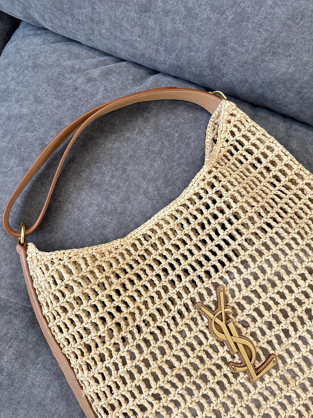 Saint Laurent Oxalis 40 in Raffia Crochet and Leather Vintage Brown Bag