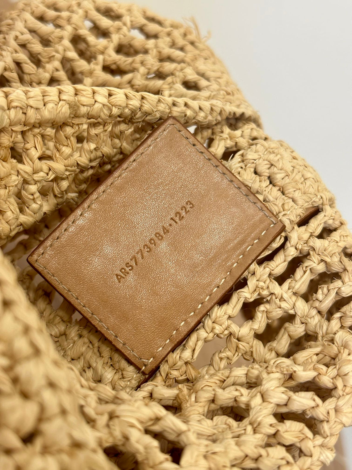 Saint Laurent Oxalis 40 in Raffia Crochet and Leather Vintage Brown Bag
