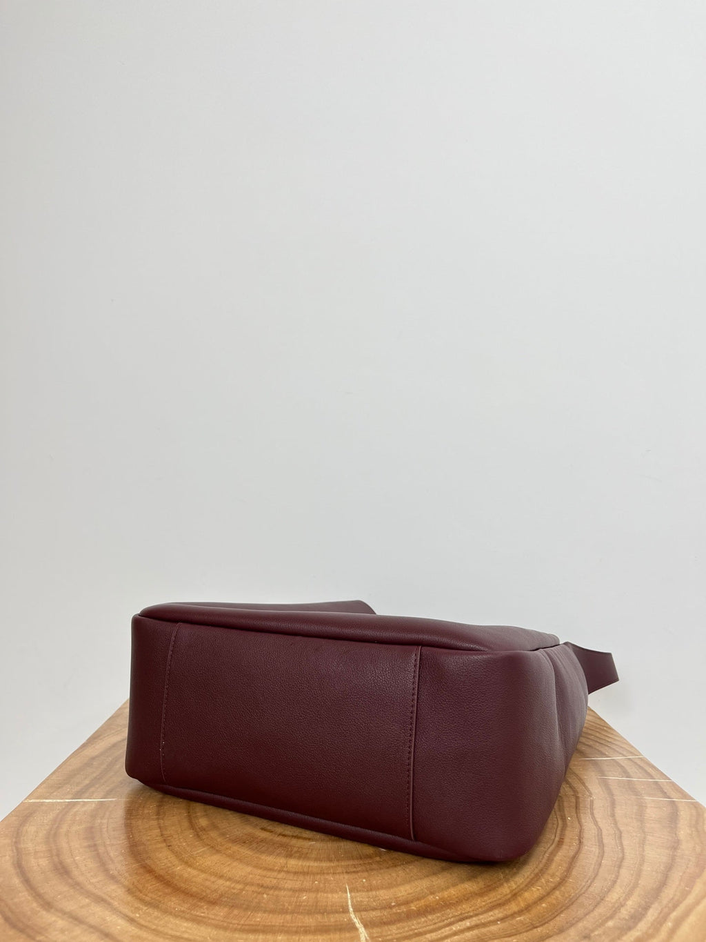 Saint Laurent Le 5 À 7 Large Supple 31 in Wine Red Grained Calfskin Bag