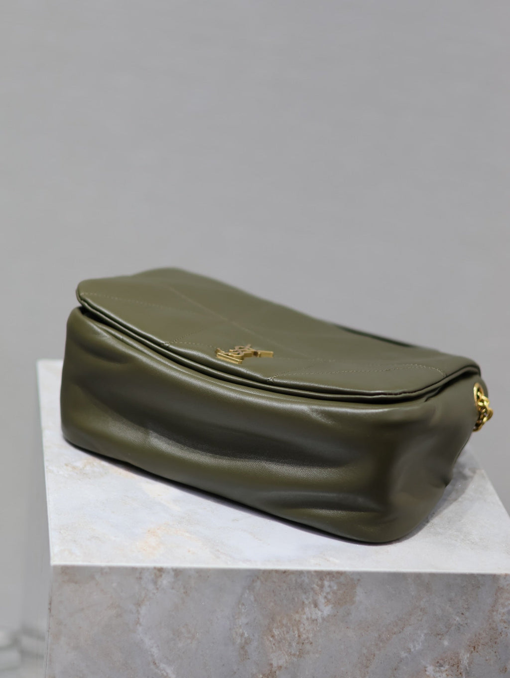 Saint Laurent 25S Jamie 25 in Light Musk Lambskin Gold Hardwre Bag