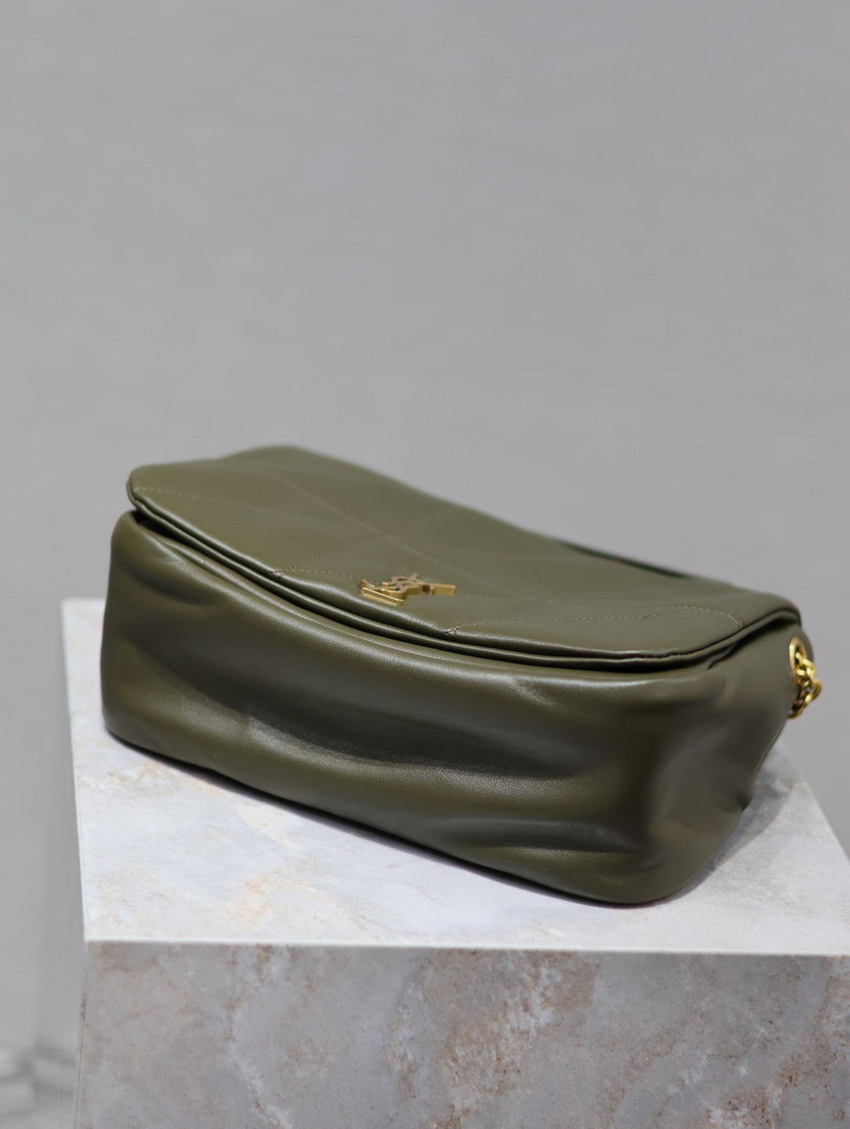 Saint Laurent 25S Jamie 25 in Light Musk Lambskin Gold Hardwre Bag