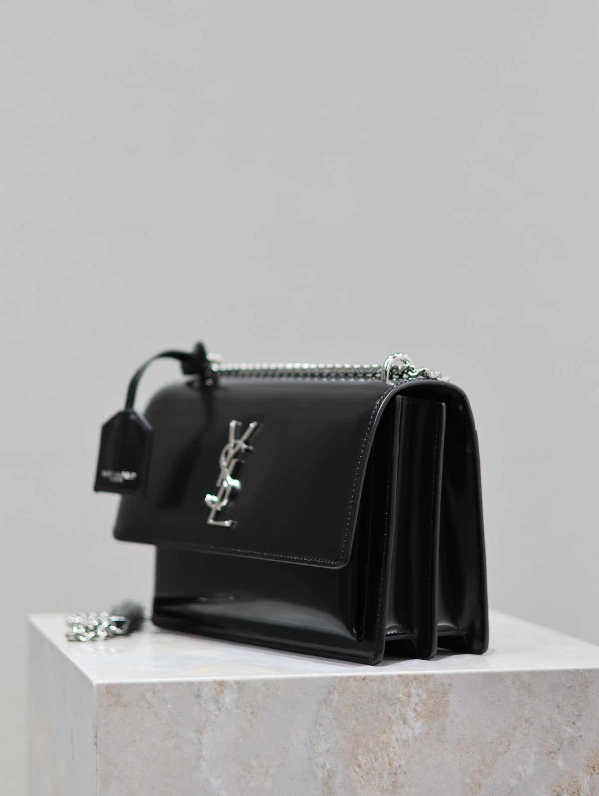 Saint Laurent 25S Sunset Medium 22 in Black Shiny Calfskin Silver Hardwre Bag