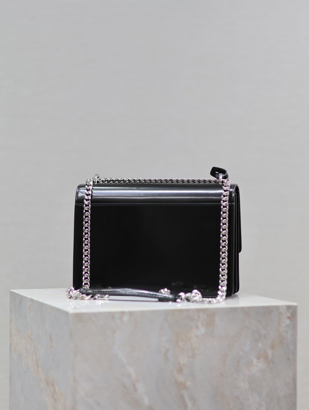 Saint Laurent 25S Sunset Medium 22 in Black Shiny Calfskin Silver Hardwre Bag