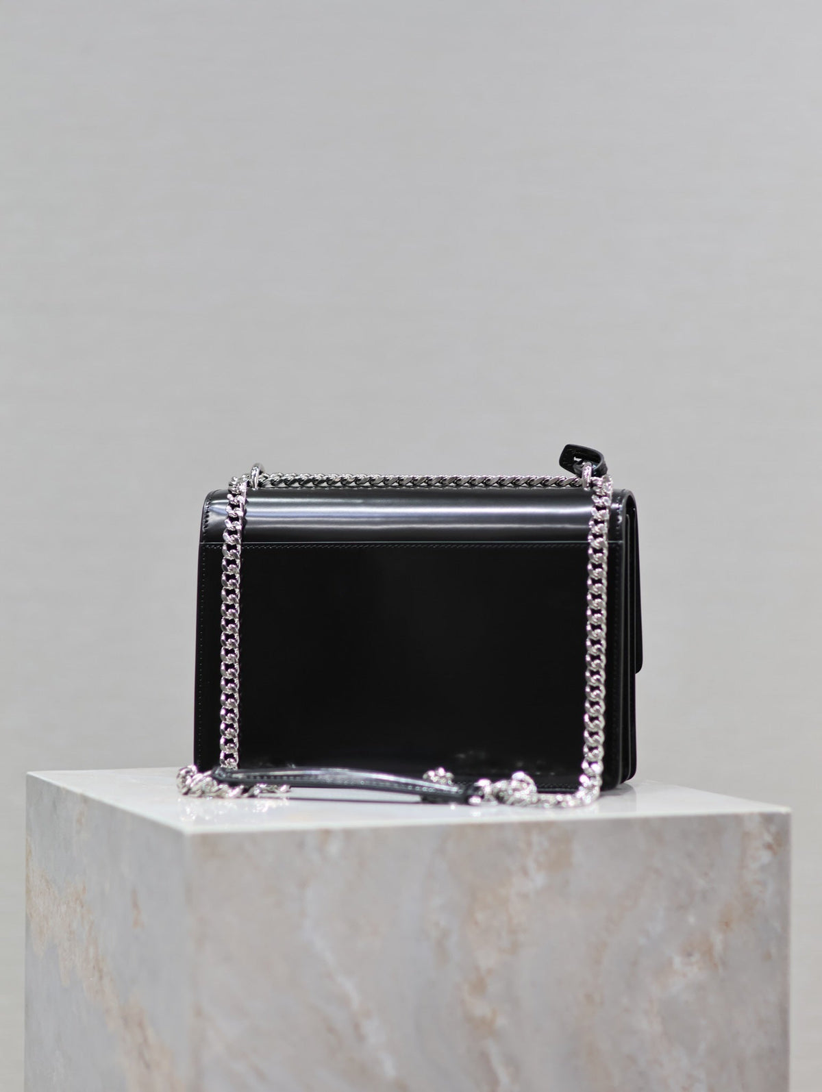Saint Laurent 25S Sunset Medium 22 in Black Shiny Calfskin Silver Hardwre Bag