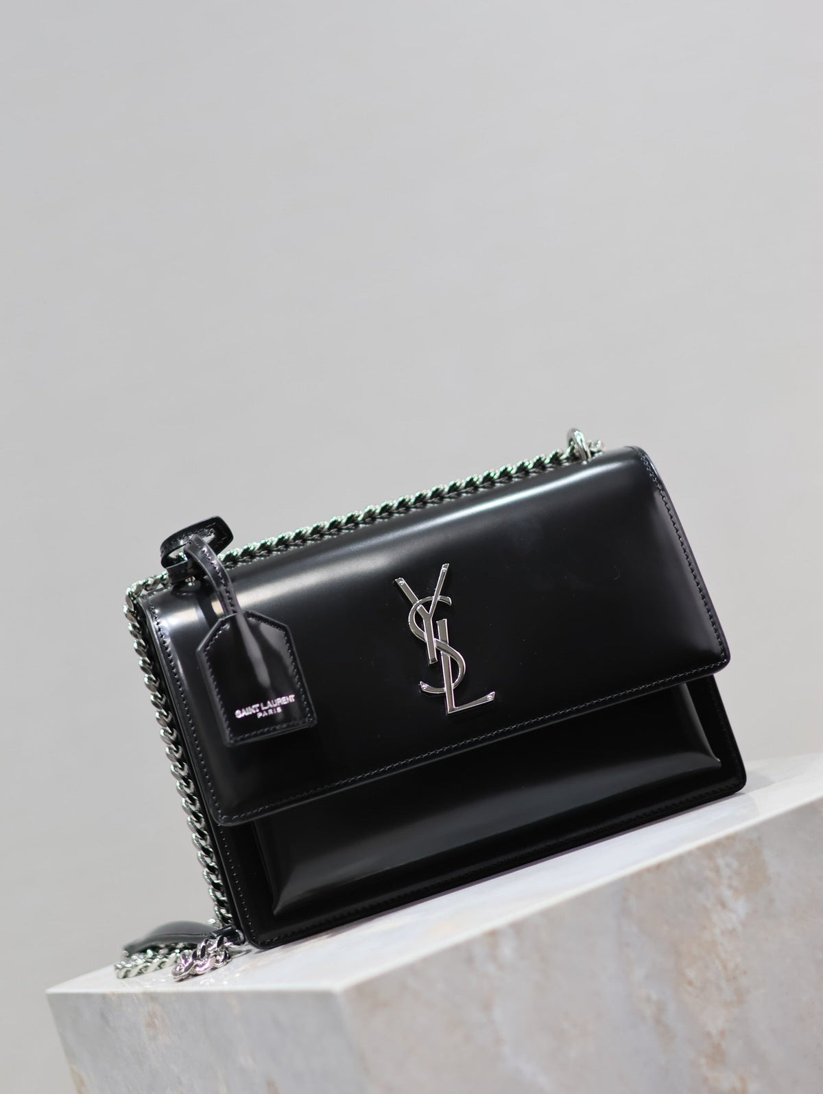 Saint Laurent 25S Sunset Medium 22 in Black Shiny Calfskin Silver Hardwre Bag