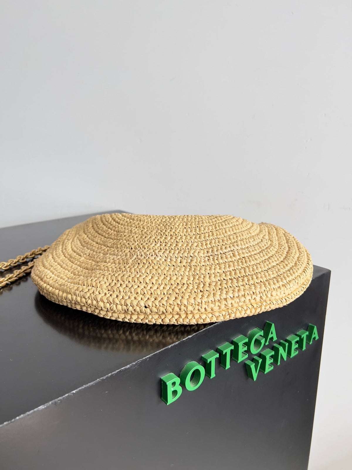 Bottega Veneta Sardine Chain 33 in Natural Raffia Bag