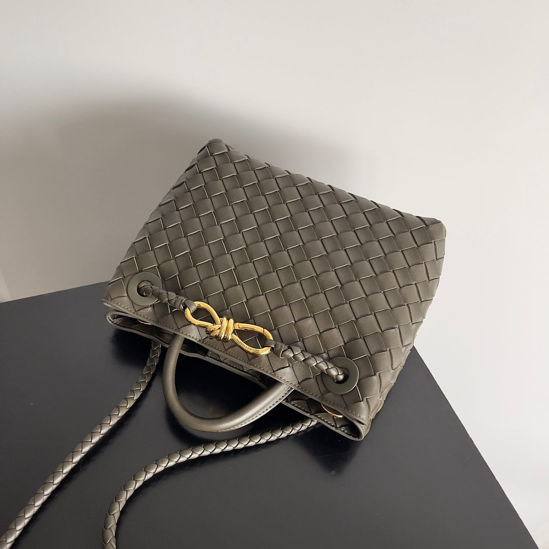 Bottega Veneta Small Andiamo 25 in Kaki Lambskin Bag