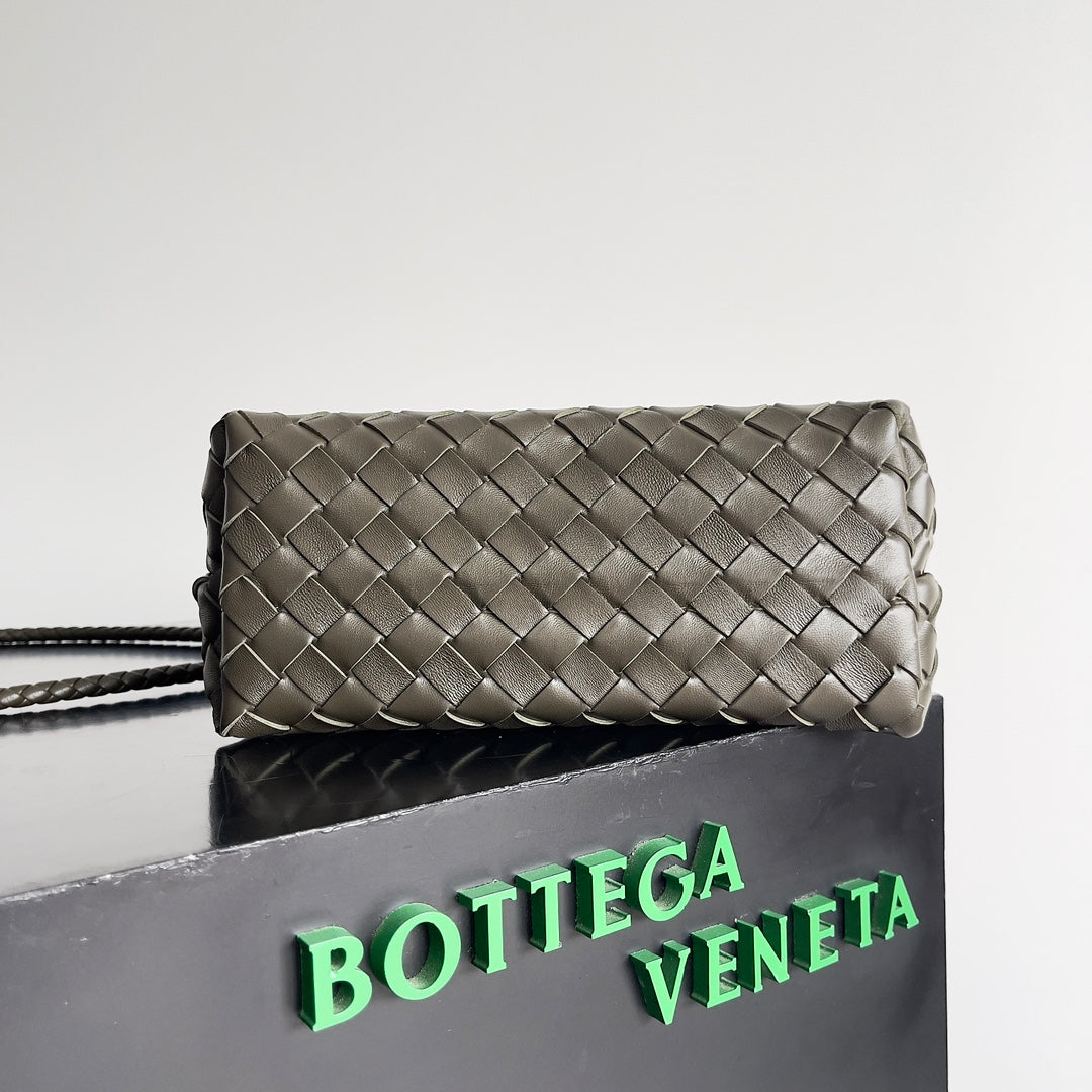 Bottega Veneta Small Andiamo 25 in Kaki Lambskin Bag
