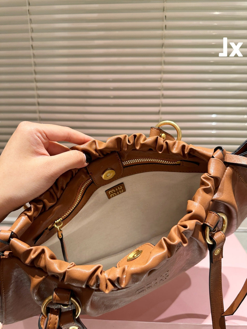 Nappa 42 Bag in Oak Leather