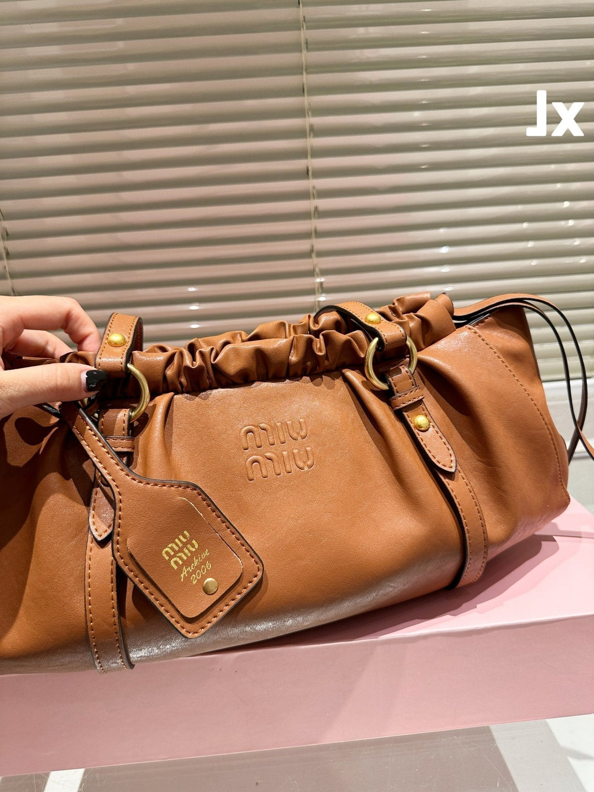Nappa 42 Bag in Oak Leather