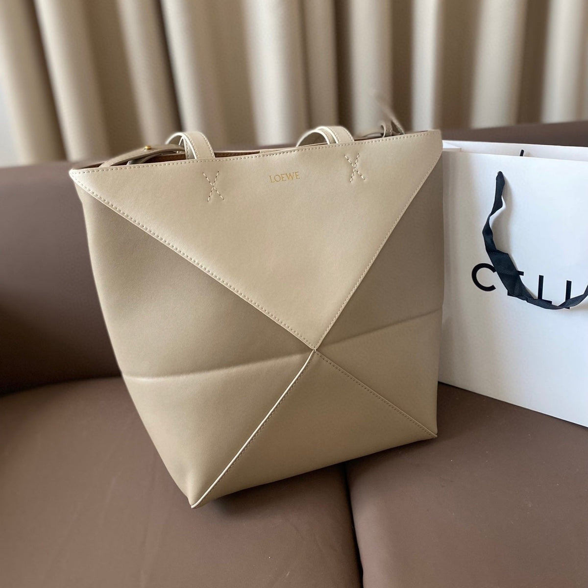 Loewe 32 Medium Puzzle Fold Tote in White Mix Pastel Grey Shiny Calfskin