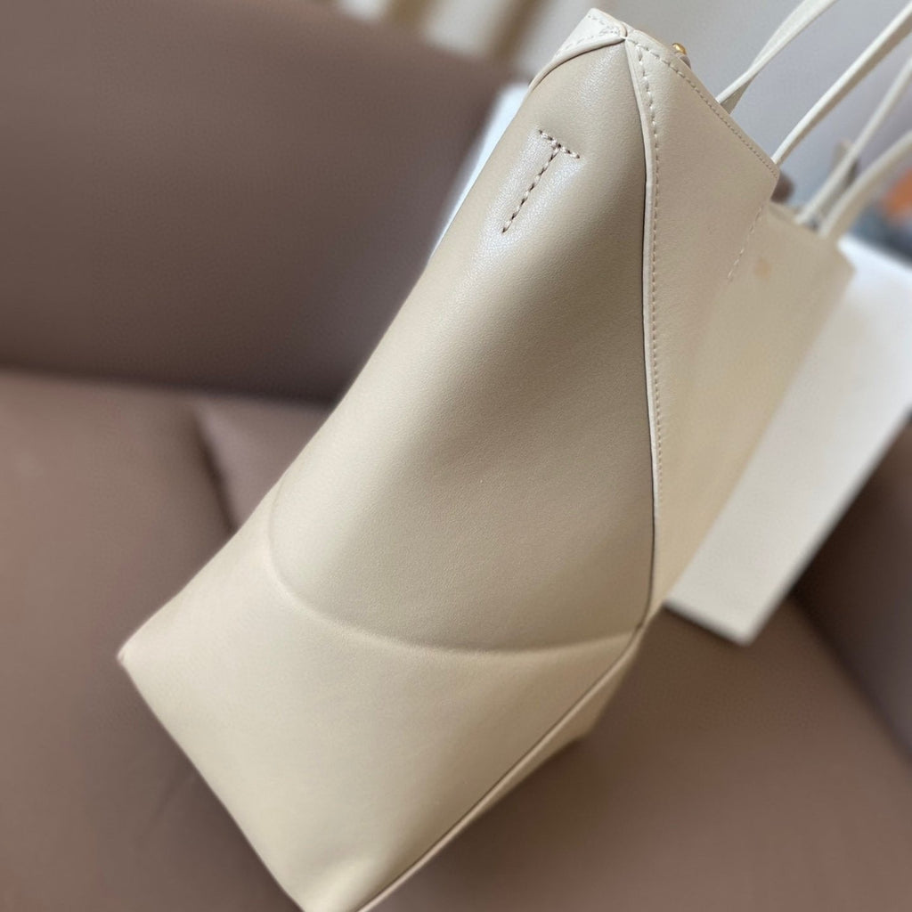 Loewe 32 Medium Puzzle Fold Tote in White Mix Pastel Grey Shiny Calfskin