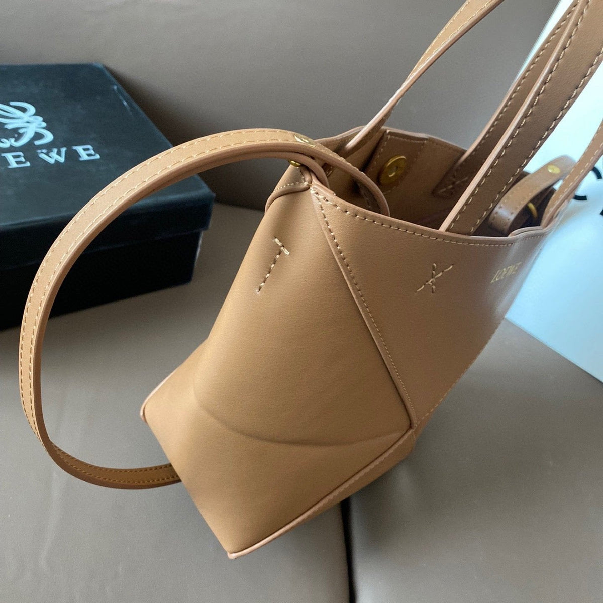 Loewe 21 Puzzle Fold Tote in Warm Desert Shiny Calfskin