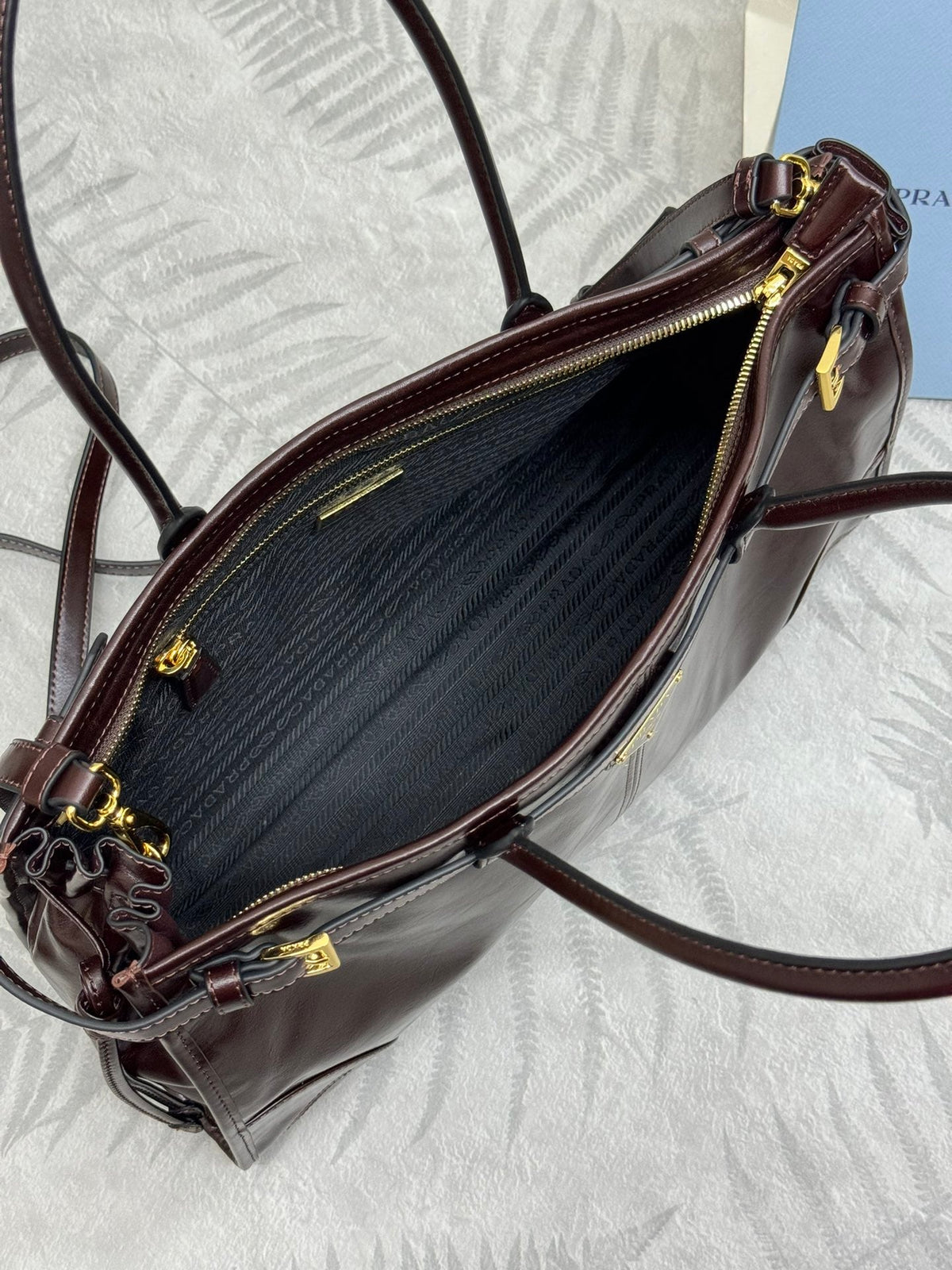 Prada 25S Bonnie Large Handbag 38 in Rk Brown Glossy Calfskin Gold Hardwre