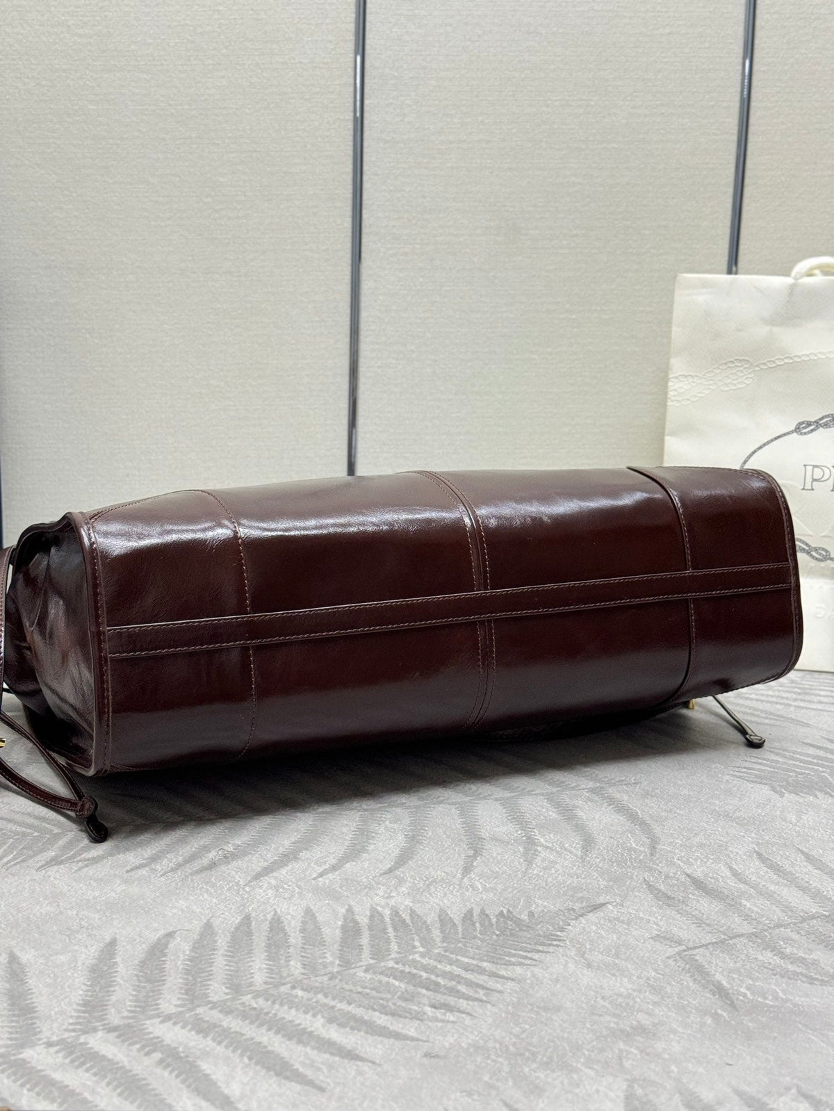 Prada 25S Bonnie Extra-Large 42 in Rk Brown Glossy Calfskin Gold Hardwre Bag