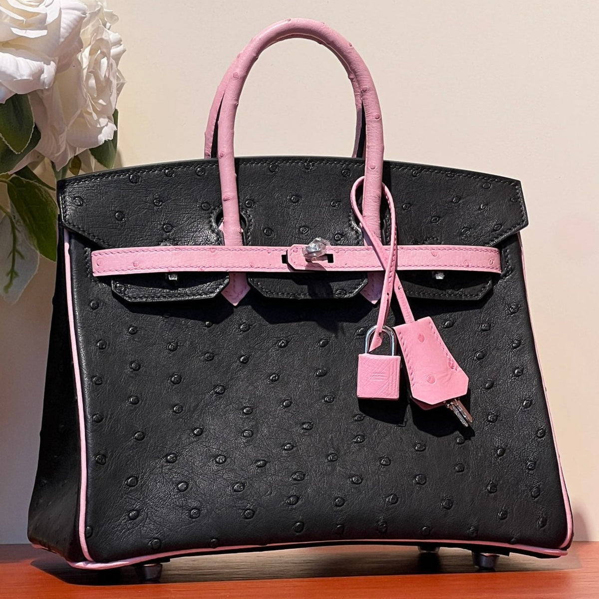 Hermes Kelly Sellier 25 Bag in Black Mix Baby Pink Ostrich Leather